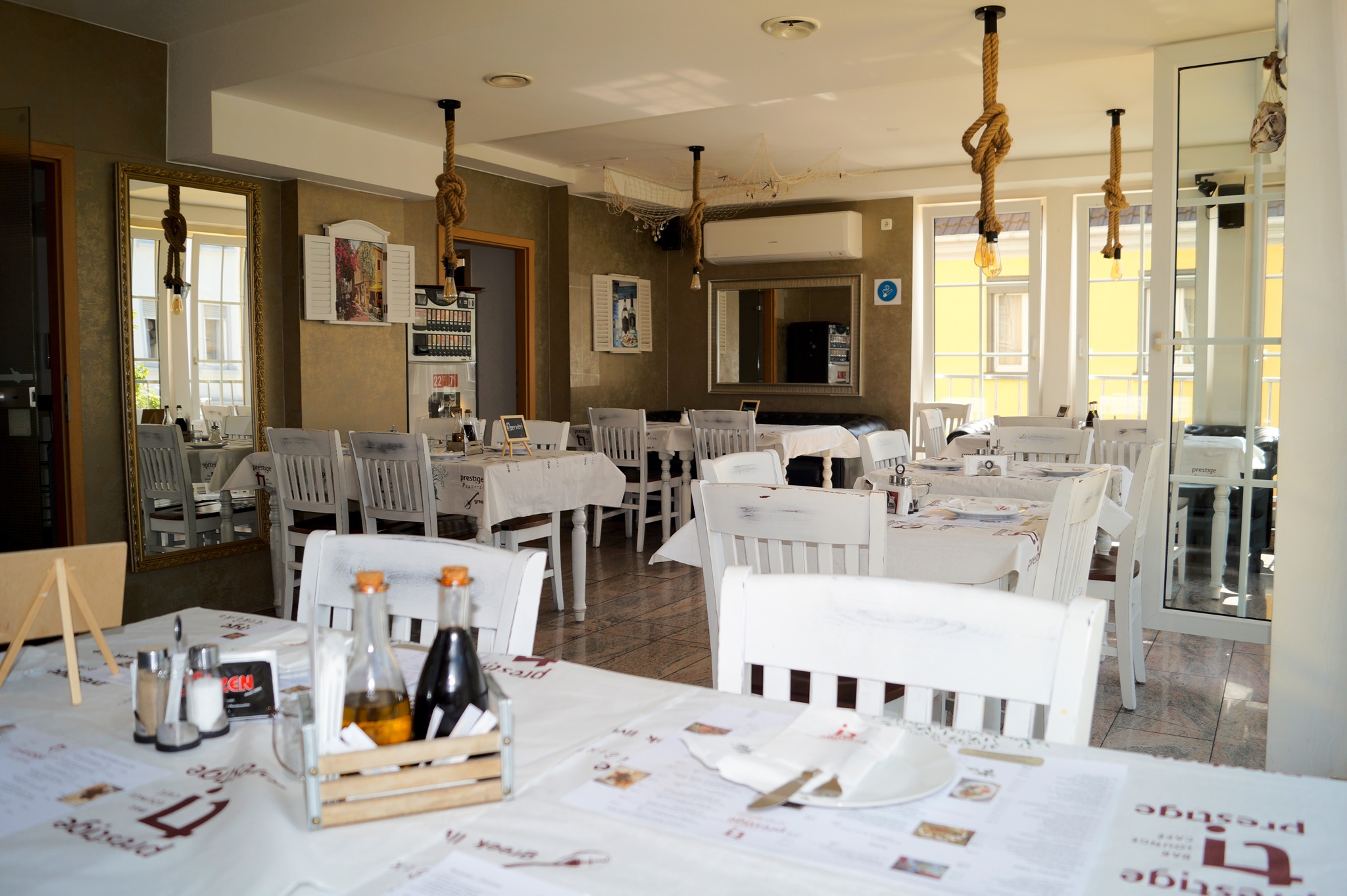 Prestige Restaurant Café